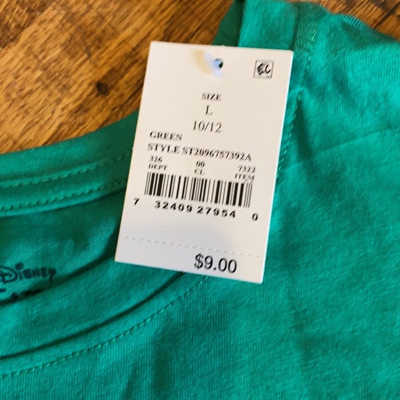 $3 for $12 or $5 each! St Patty’s Day! NWT! Disney  St Patty Day Tee! Sz L 10-12 - Picture 4 of 4